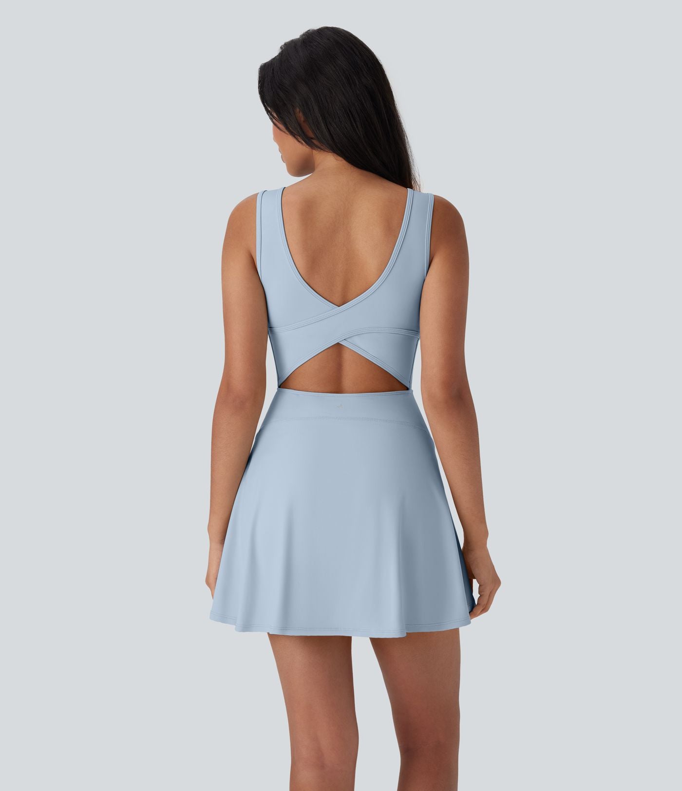 Robe SoftlyZero™ Airy de danse mini 2-en-1 dos nu, col U, bretelles croisées, poches latérales et effet frais InstantCool, accès facile Easy Peasy