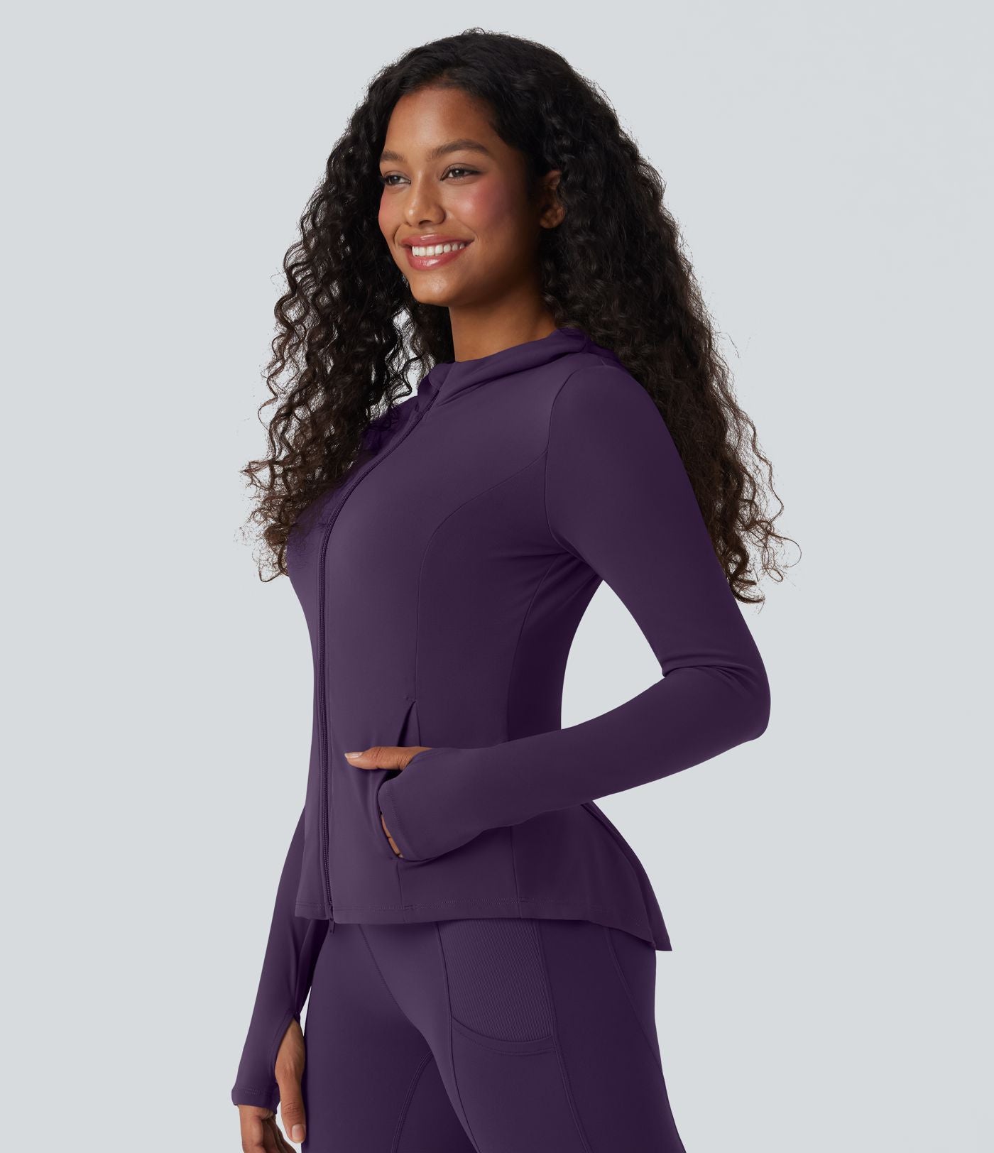 Veste SoftlyZero™ à capuche manches longues avec trous pouces détails plissés et poches-UPF50+