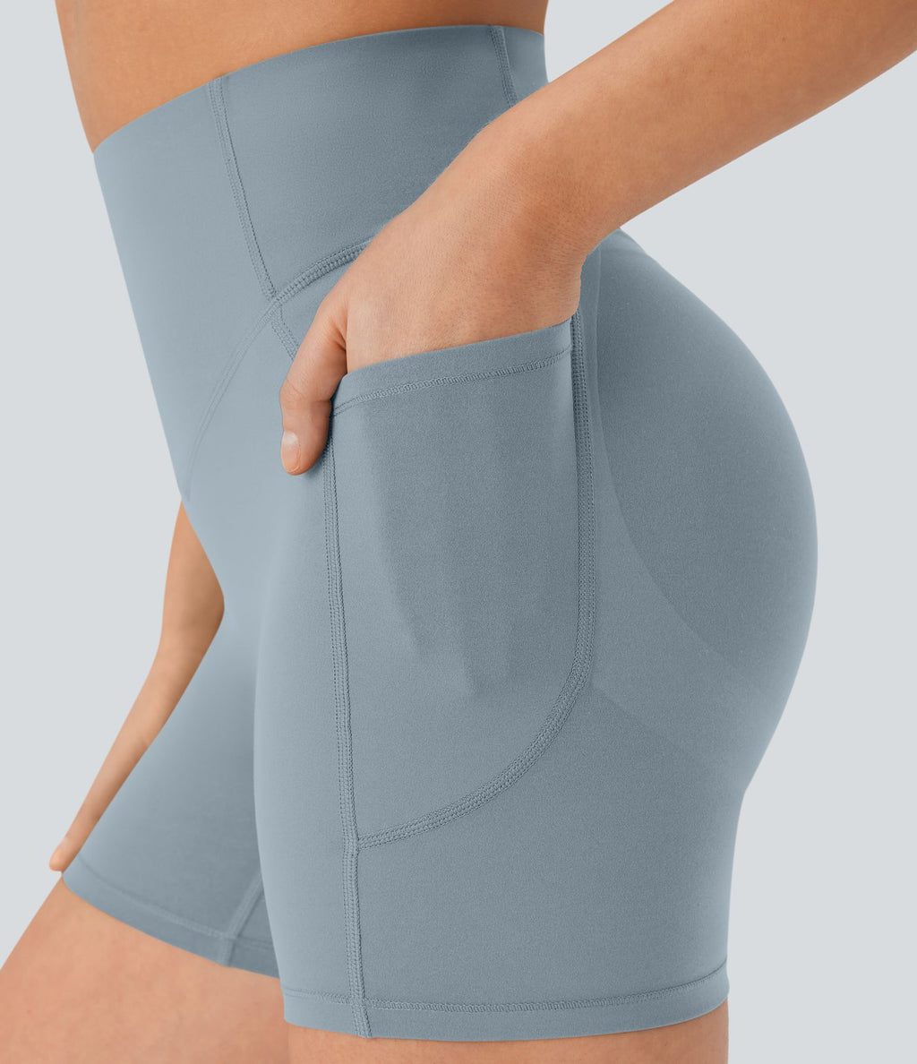 Short cycliste 12,5 cm d'entraînement gainant galbant taille haute avec effet scrunch et poches Halara UltraSculpt™