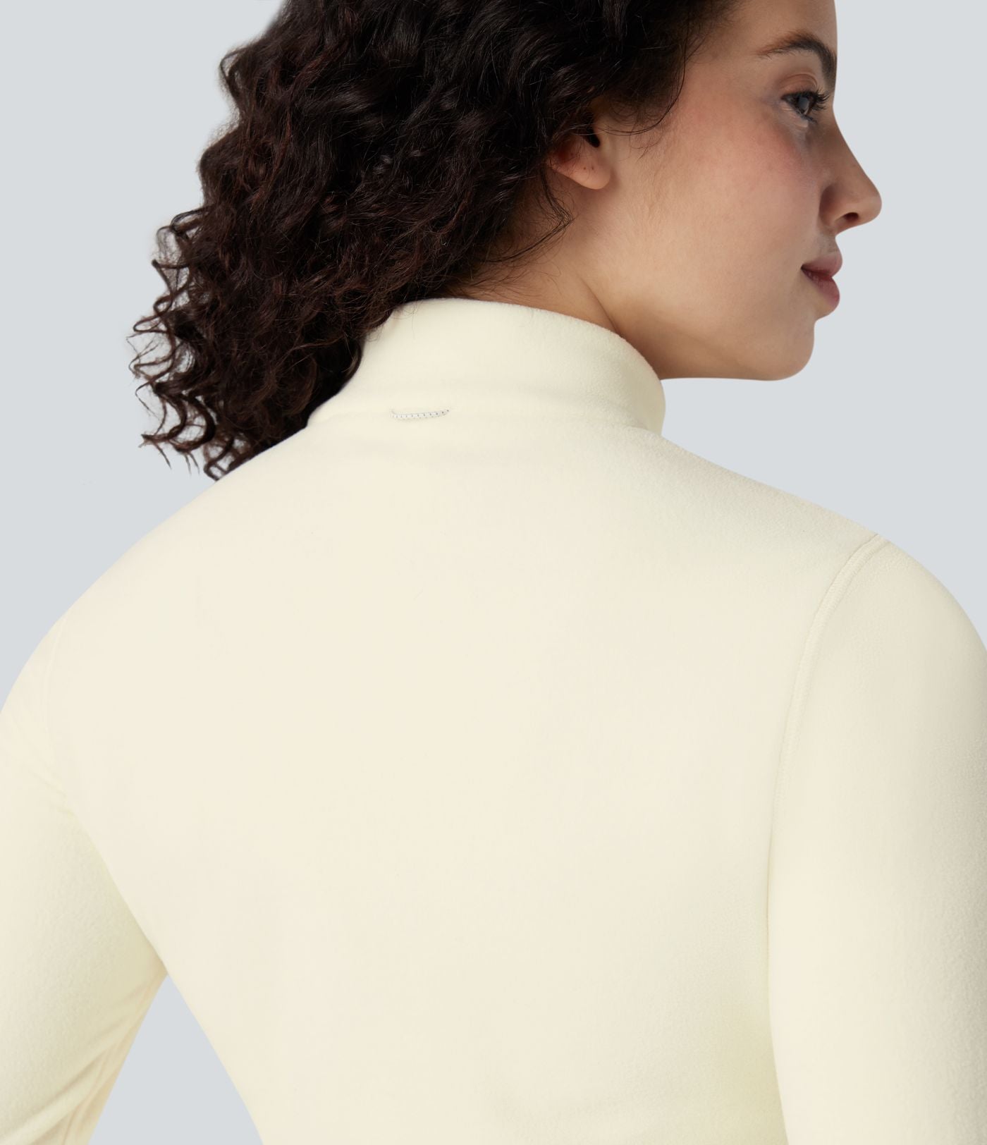 Veste randonnée col cheminée manches longues avec trous pour pouces et poches