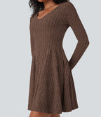 Robe décontractée mini évasée maille côtelée col V manches longues