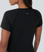 Softlyzero™ QuickDry Haut de sport à manches courtes avec empiècements en mesh contrastés et ourlet arrondi