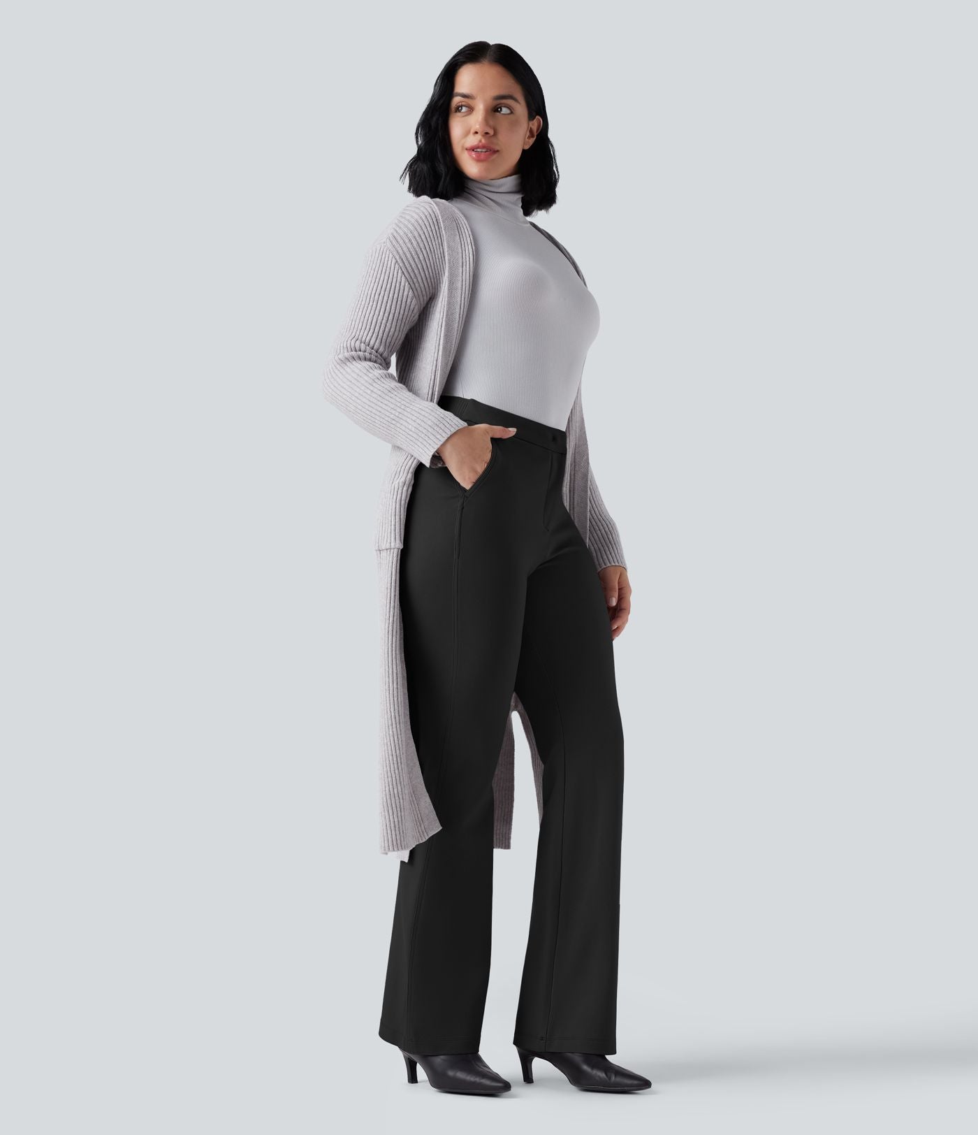 Pantalon tailleur évasé taille haute avec poches