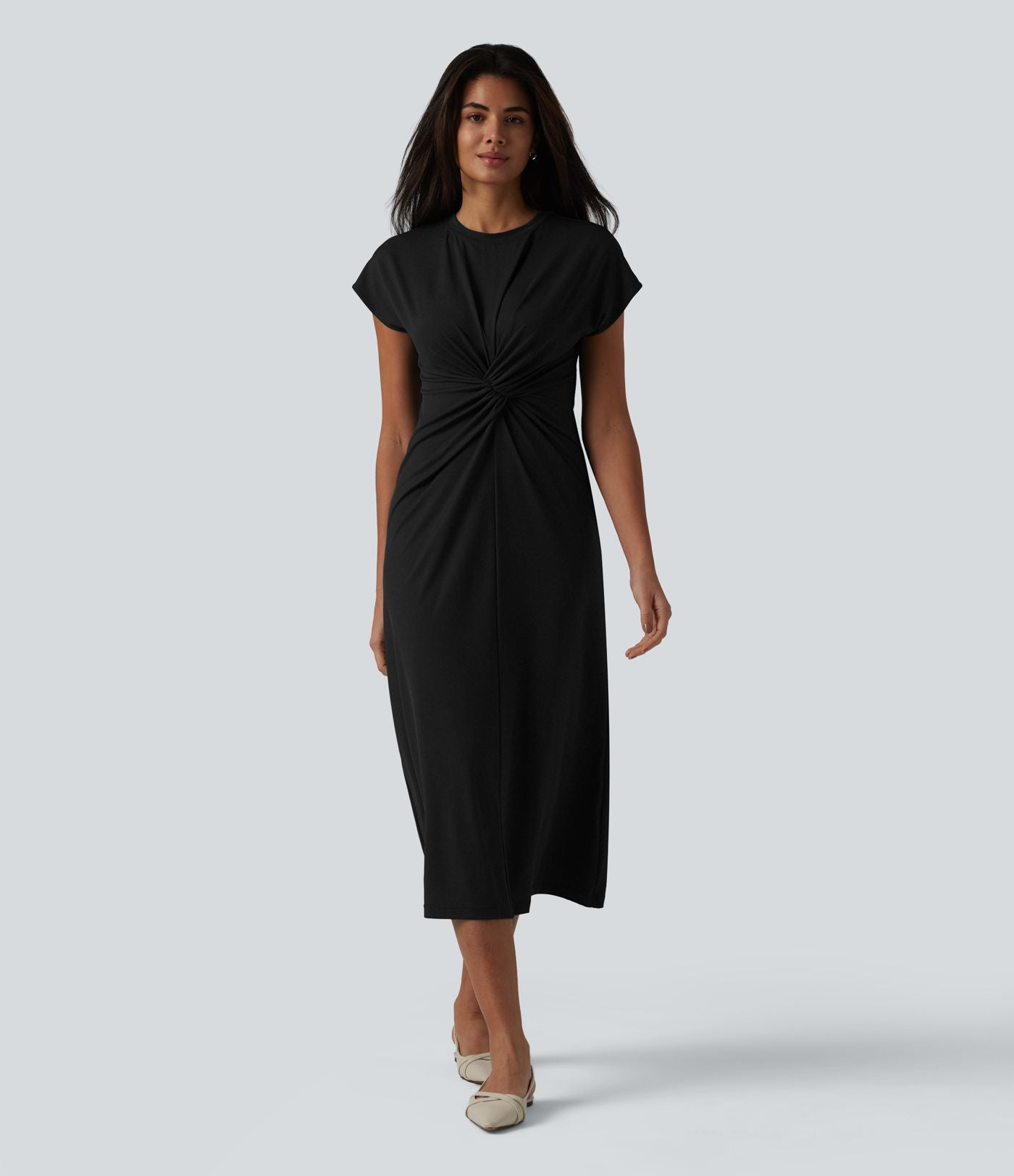 Robe de travail midi à col rond et manches courtes