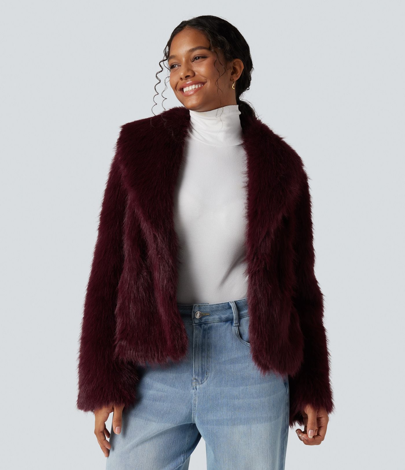 Manteau cape fausse fourrure col revers manches longues avec poches