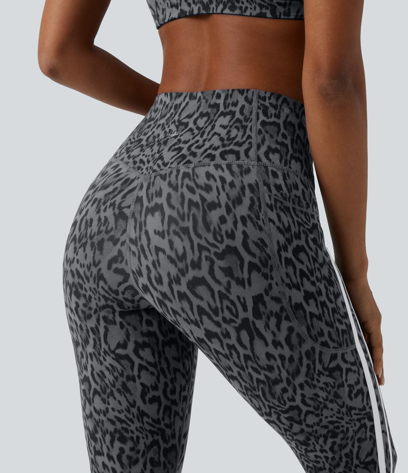 Legging 7/8 d'entraînement taille haute gainant imprimé léopard et rayures color block Halara UltraSculpt™ avec poches