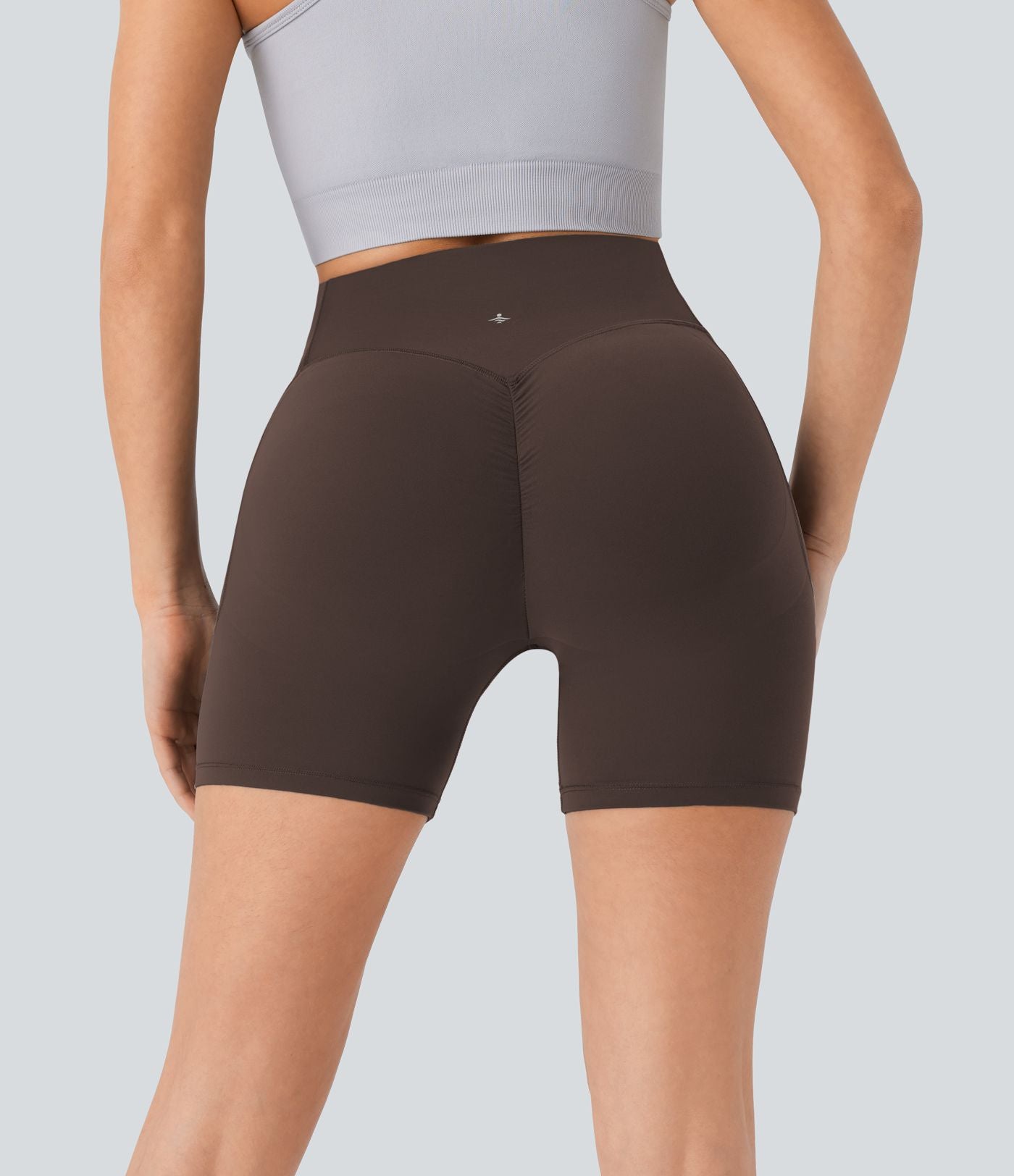 Short cycliste 12,5 cm d'entraînement gainant galbant taille haute avec effet scrunch et poches Halara UltraSculpt™