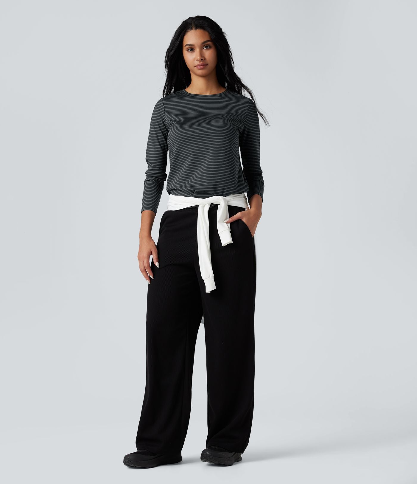 Top de sport yoga rayé ourlet arrondi col rond manches longues