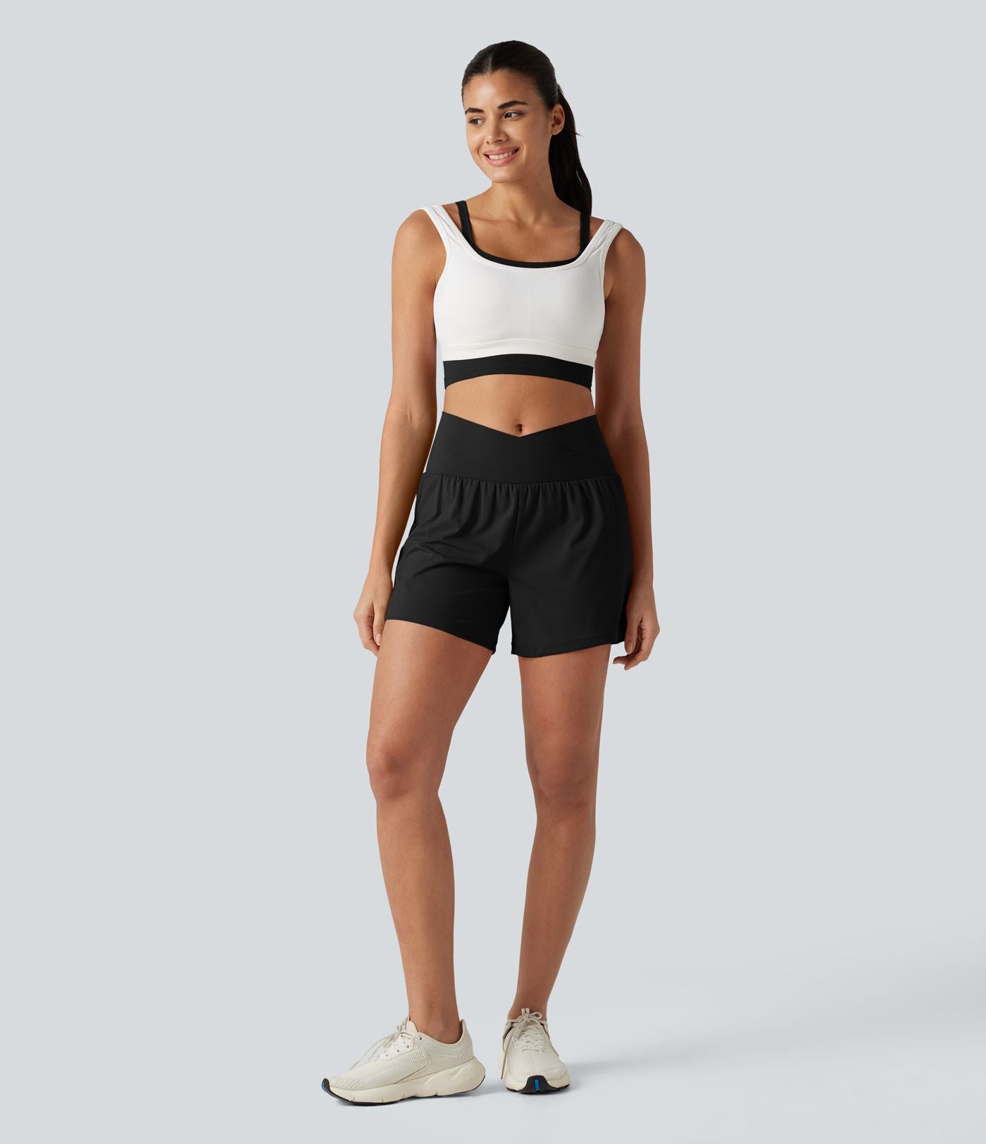 Short de yoga SoftlyZero™ Airy croisé taille haute 2-en-1 effet frais InstantCool 12,5 cm avec poches