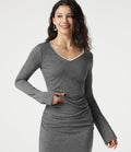 Haut en dentelle, col V, manches longues