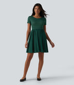 Robe casual mini fluide col rond à manches courtes avec mesh contrasté