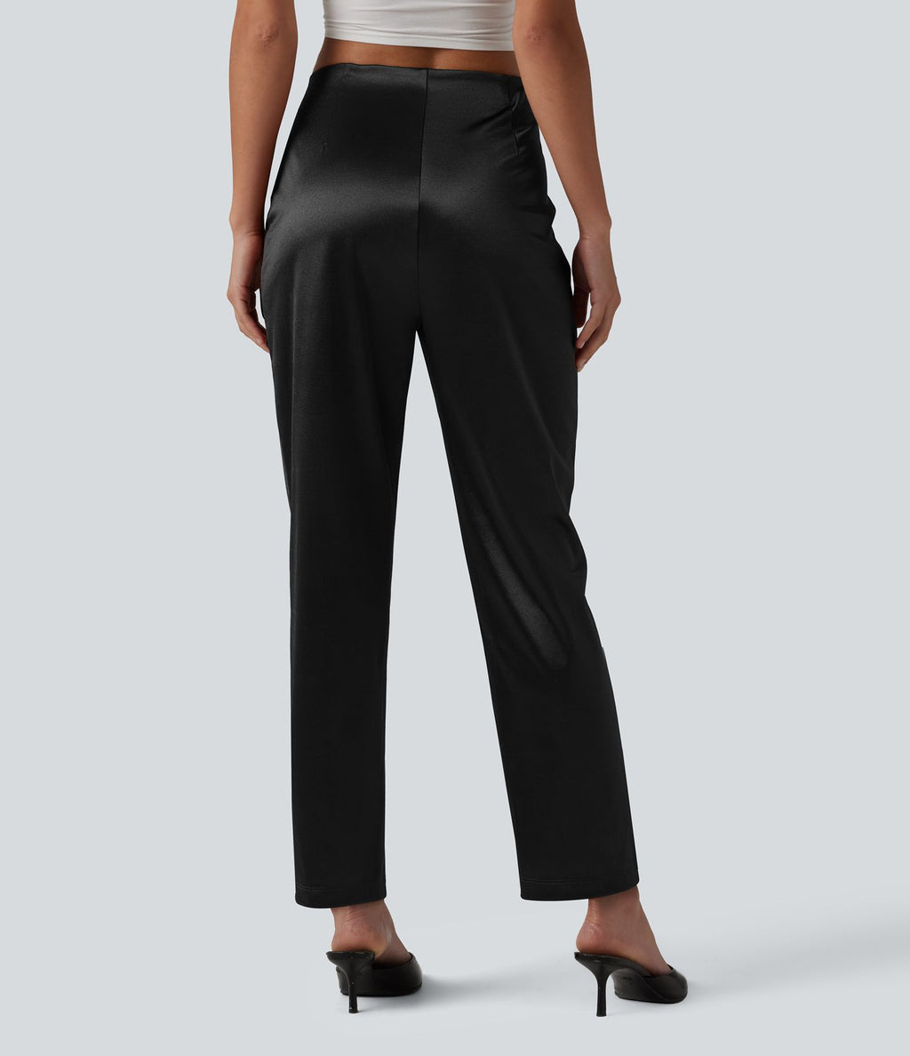 Pantalon tailleur fuselé en satin taille haute avec poches