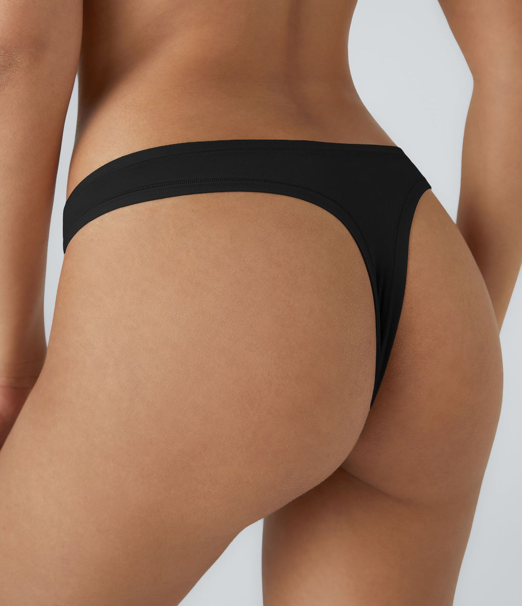 String uni taille basse, très extensible et doux pour la peau