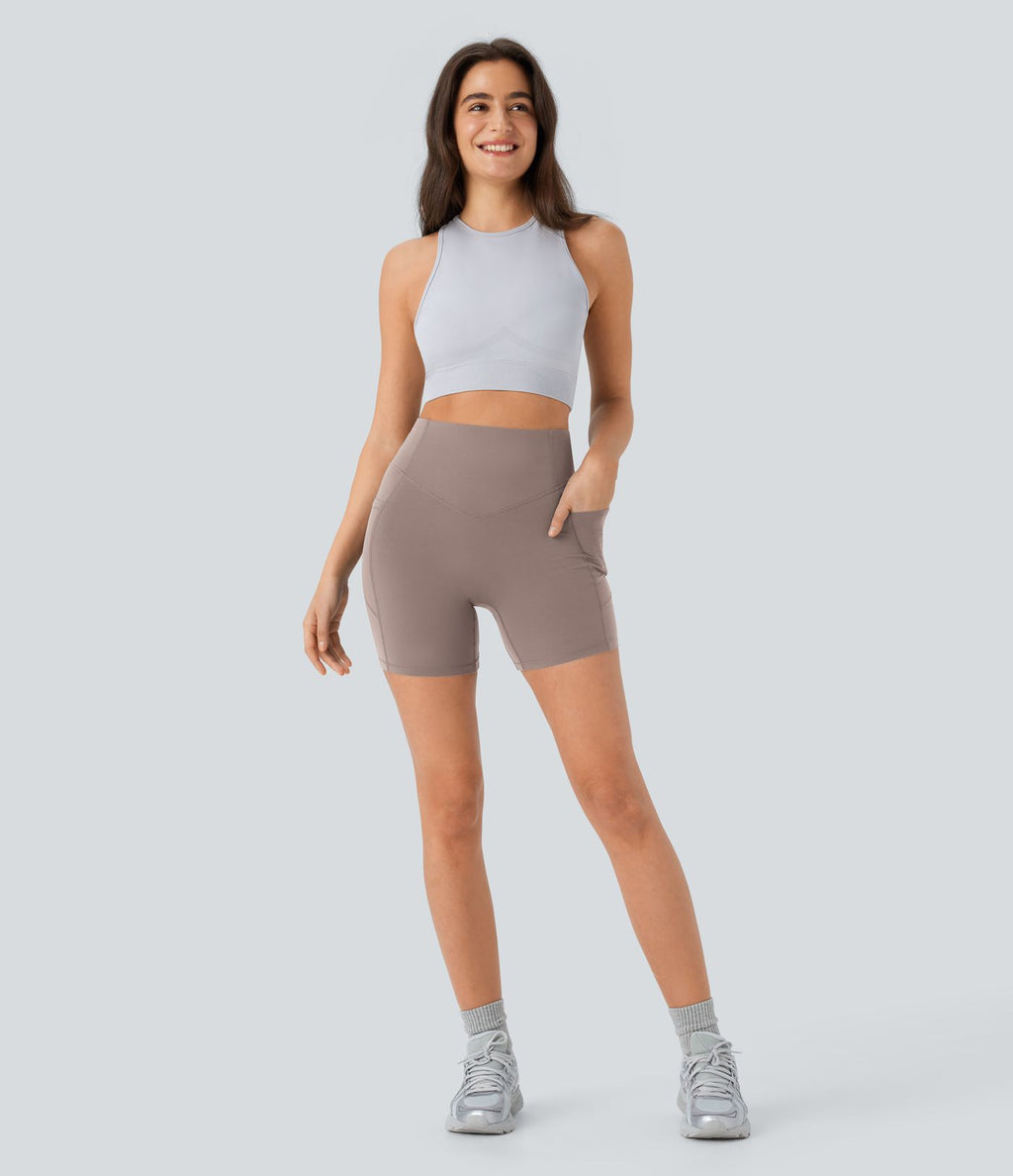 Short cycliste 12,5 cm d'entraînement gainant galbant taille haute avec effet scrunch et poches Halara UltraSculpt™