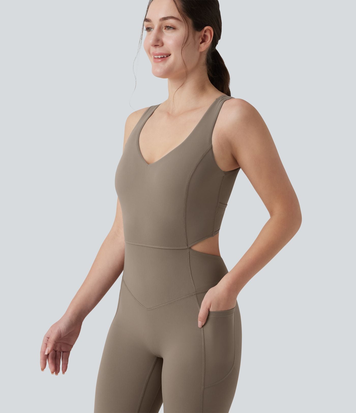 Combinaison d'entraînement Halara UltraSculpt™ évasée dos nu croisé gainante galbante avec fronces et coussinets fixes avec poches - Easy Peasy