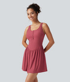 Robe mini de tennis Active Dress côtelée à col tunisien, poches et accès facile Easy Peasy