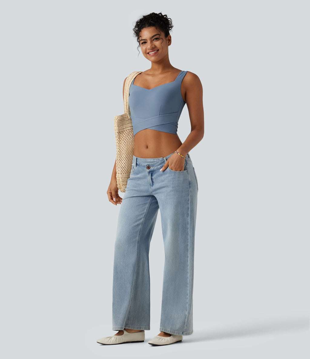 Débardeur crop-top à encolure diamant avec base croisée et coussinets amovibles