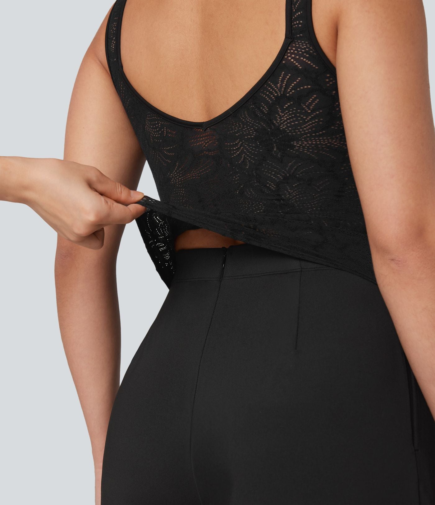 Combinaison dentelle contrastante sans manches pour demoiselles d'honneur et invitées de mariage avec poches - Easy Peasy