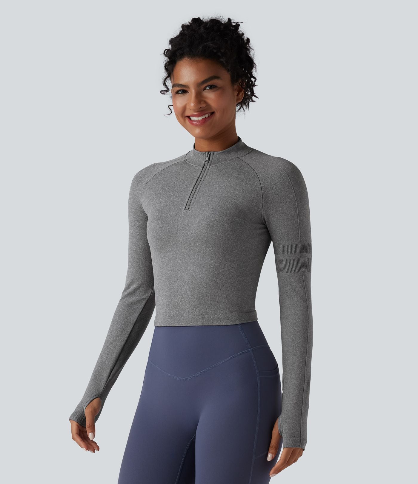 Haut de yoga Seamless Flow à demi-fermeture éclair, manches longues et trous pour les pouces