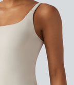 Débardeur de sport effet lissant sous les bras avec dos en V et brassière intégrée