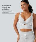 Brassière de sport push-up rayée à maintien léger, avec coussinets fixes, idéale pour le yoga.