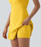 Robe sport danse mini 2-en-1 col V dos nu SoftlyZero™ Plush avec poches - Édition Easy Peasy
