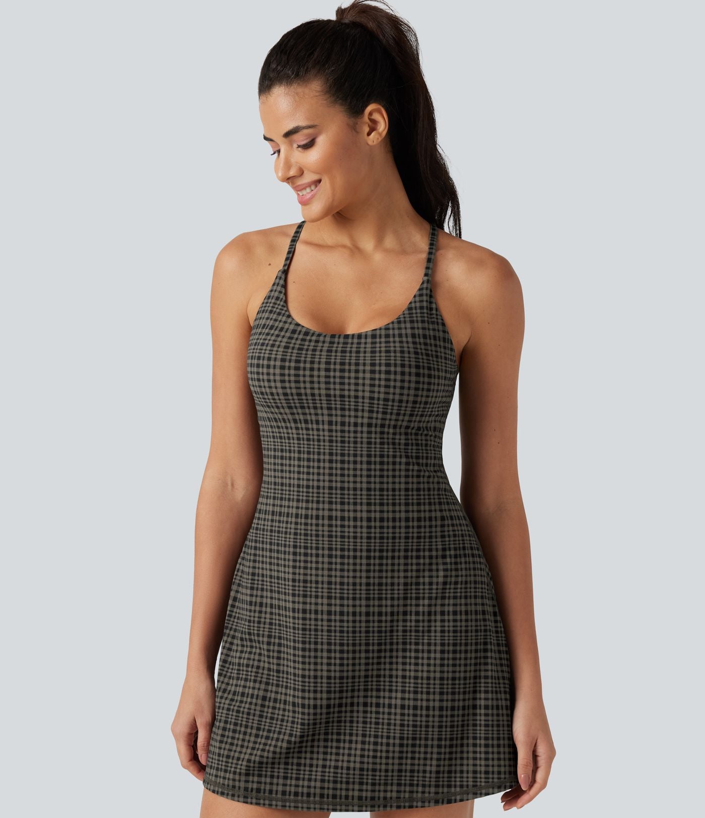 Robe sport de danse mini 2-en-1 avec brassière intégrée UltraSculpt™ à imprimé à carreaux avec poches - Édition Easy Peasy