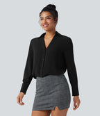 Chemise de travail en mousseline col V manches longues