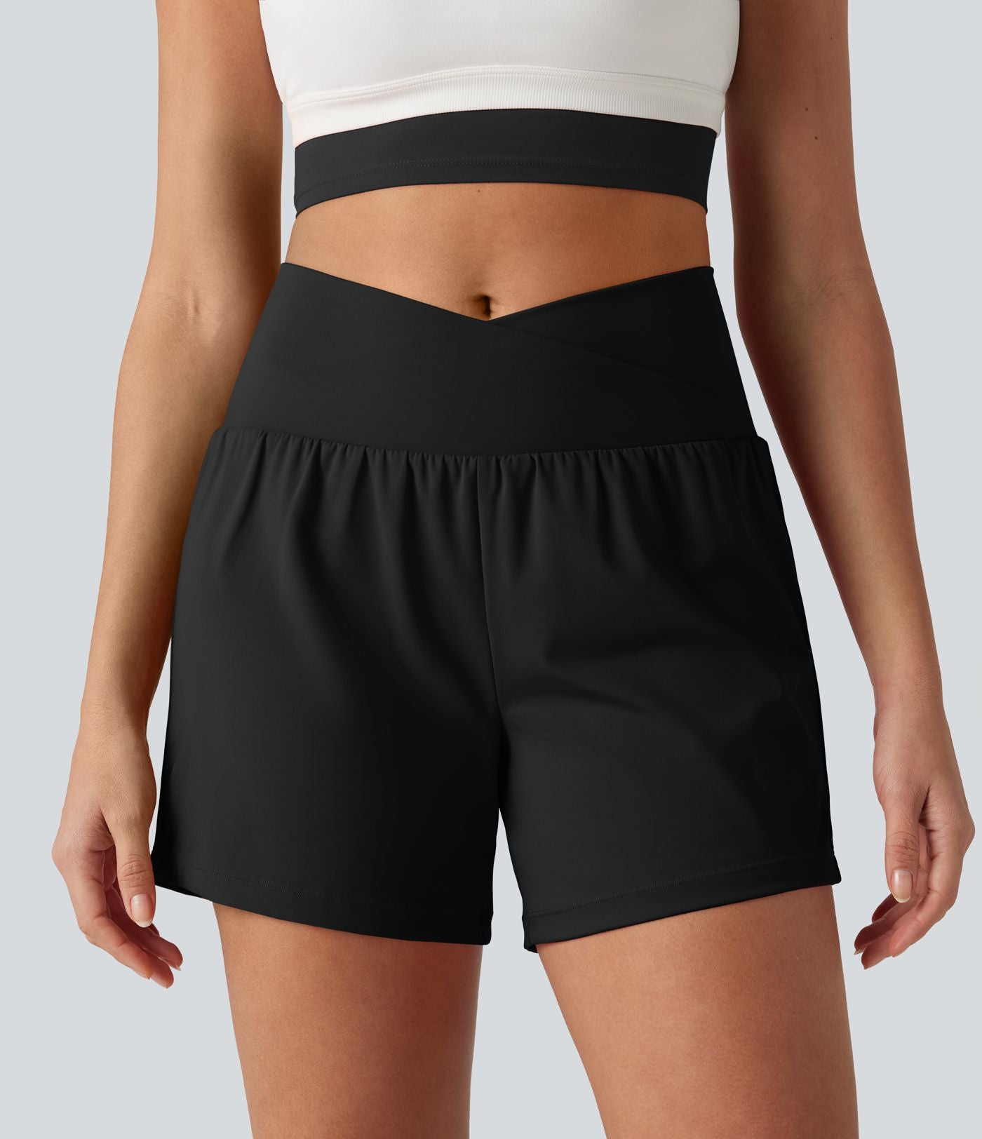 Short de yoga SoftlyZero™ Airy croisé taille haute 2-en-1 effet frais InstantCool 12,5 cm avec poches