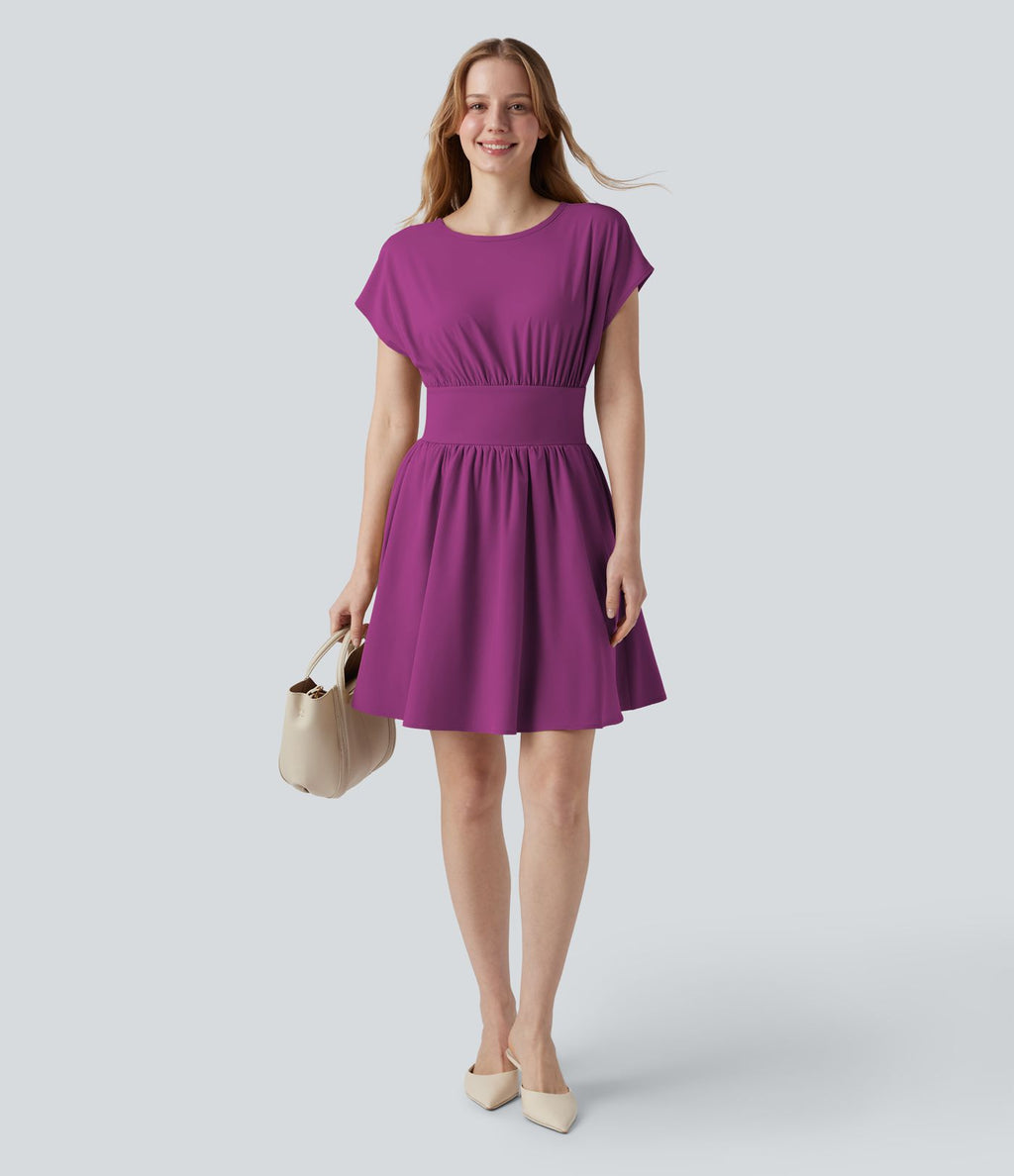 Robe de travail mini Breezeful™ manches chauve-souris courtes fluide séchage rapide avec poches latérales