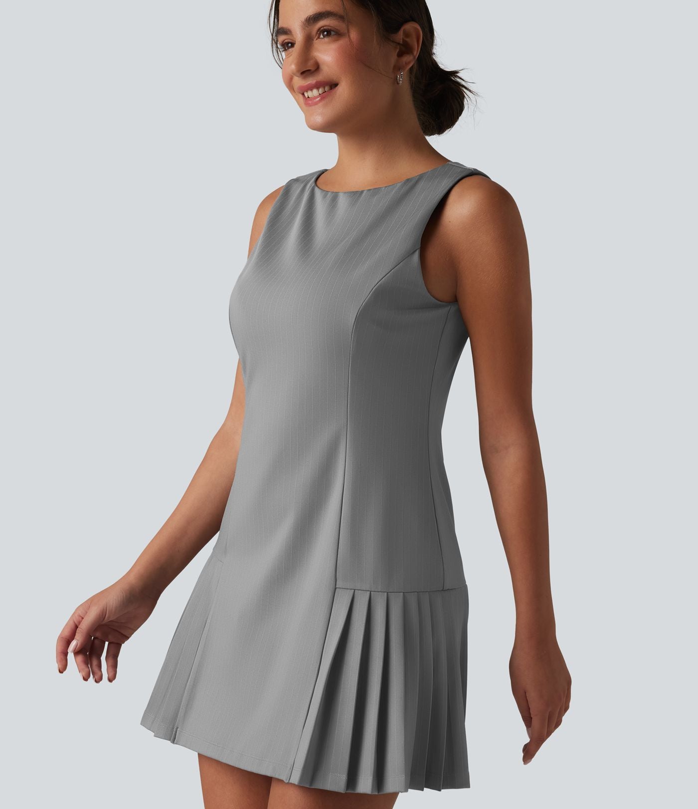 Robe mini habillée col bateau sans manches à rayures et détails plissés
