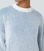 Pull col rond motif rayé bicolore à manches longues