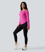 Top de sport yoga 2-en-1 SoftlyZero™ Airy dos nu croisé ourlet arrondi manches longues avec trous pouces - UPF50+