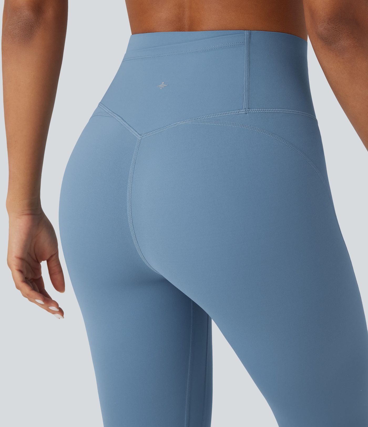 Legging d'entraînement gainant taille haute avec poches Halara UltraSculpt™