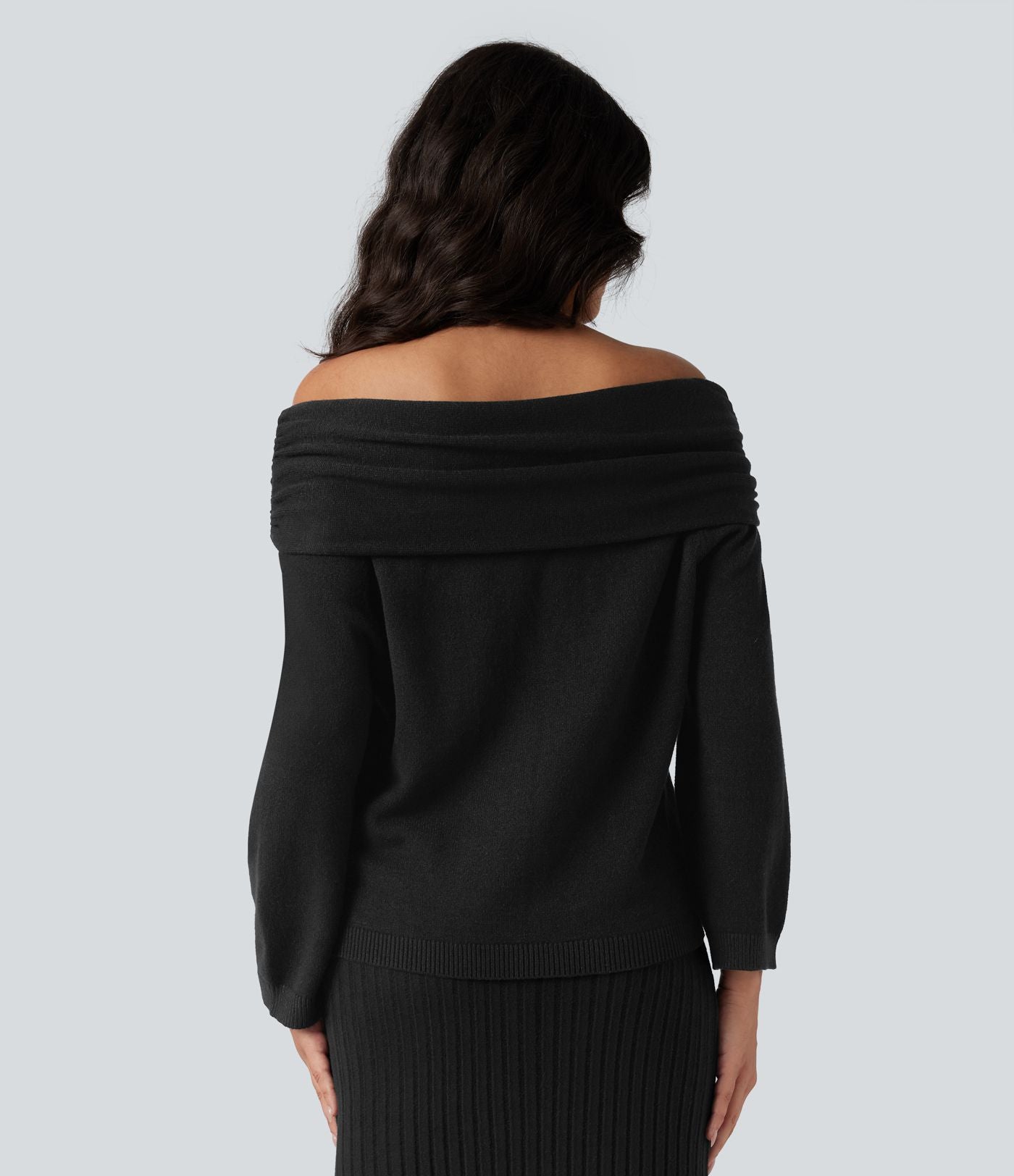 Pull épaules dénudées manches longues