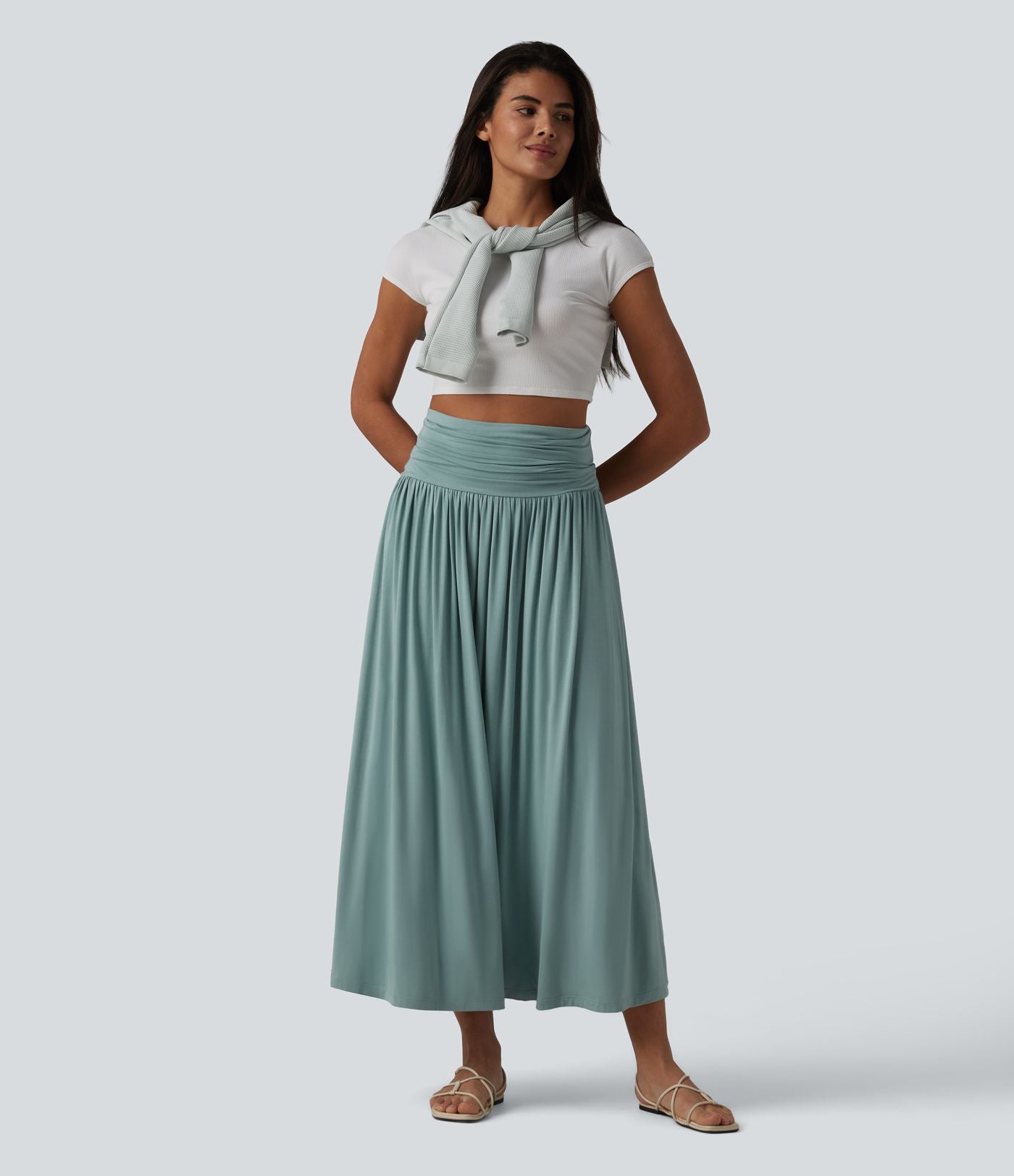 Robe midi casual bustier fluide avec détail froncé