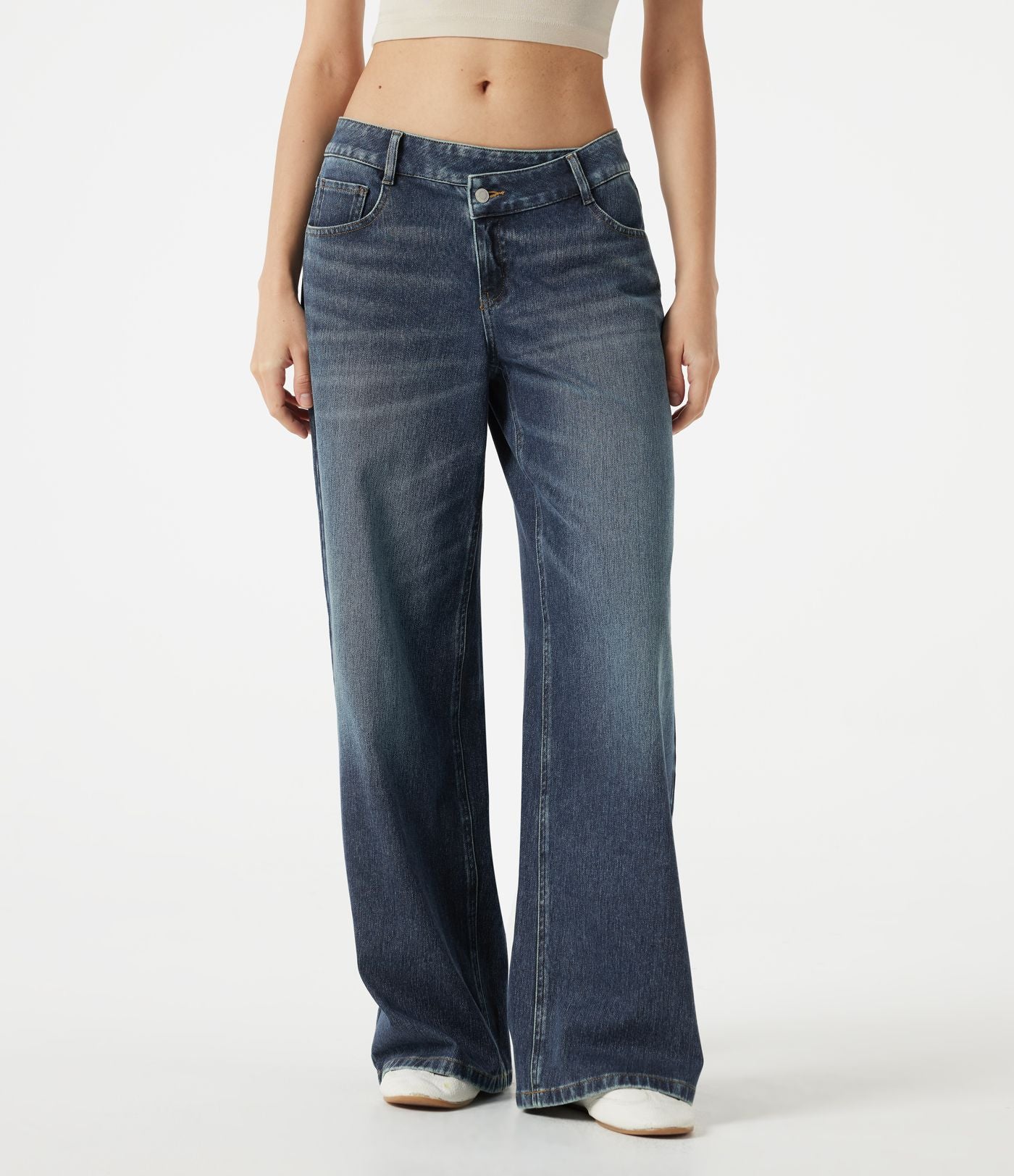 Jean baggy Halara Flex™ taille basse délavé asymétrique avec poches