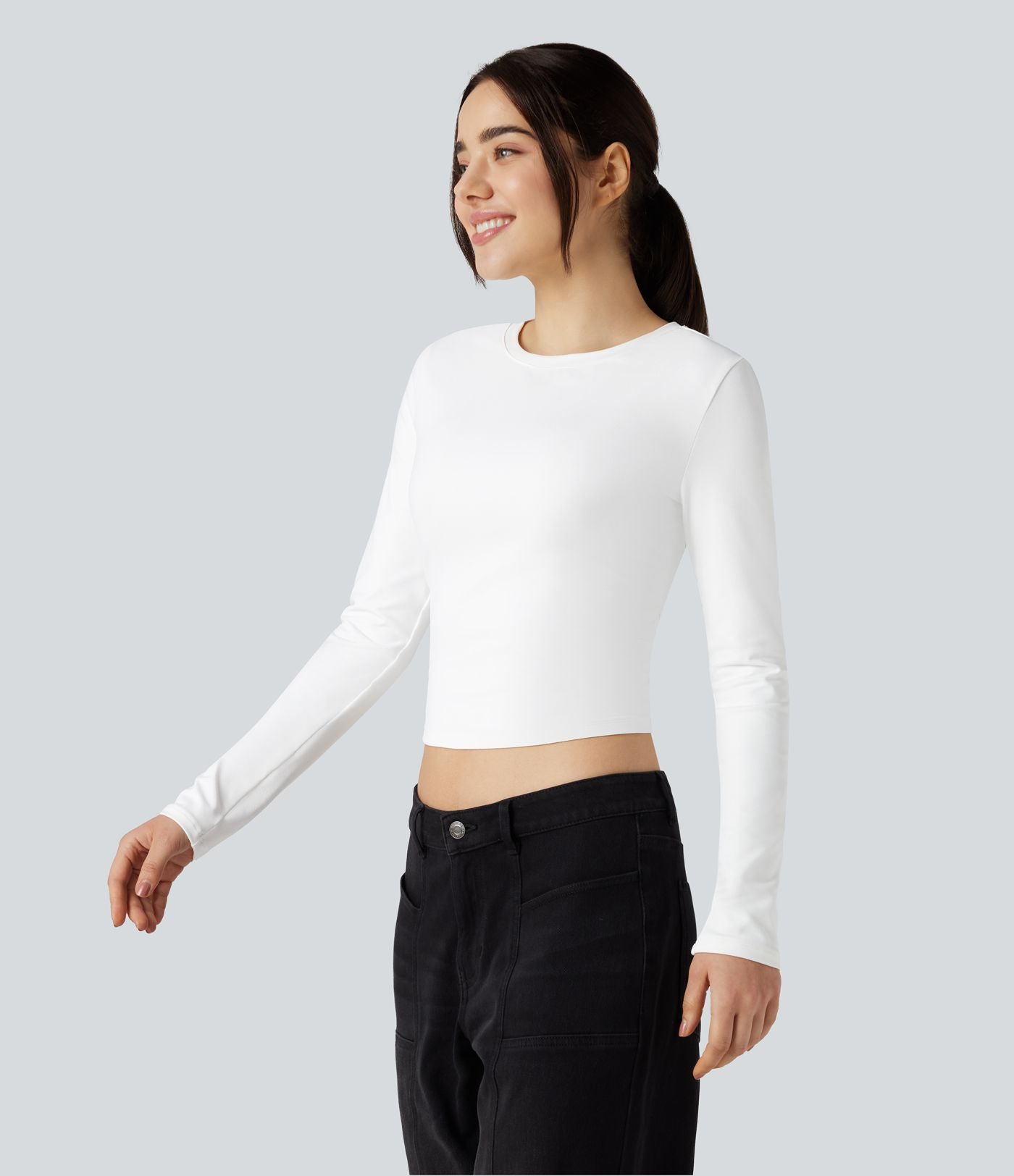 T-shirt court slim col rond manches longues