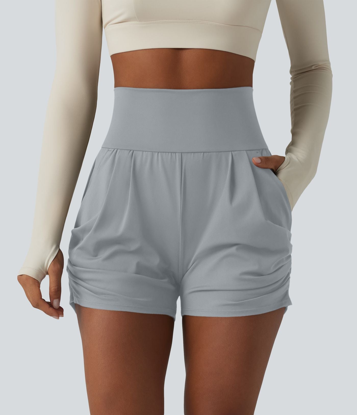 Short de yoga SoftlyZero™ Airy taille haute froncé effet frais InstantCool 7,5 cm avec poches