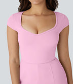 Combinaison de yoga Softlyzero™ Airy avec col U, manches courtes et poches latérales - Édition Easy Peasy