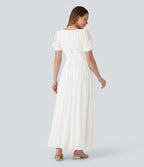 Robe longue de villégiature fluide à col carré, manches bouffantes, laçage et taille cintrée