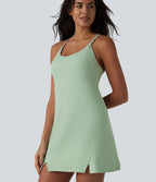 Robe de sport mini SoftlyZero™ Airy 2-en-1 effet frais InstantCool à bretelles, dos nu et poches, accès facile Easy Peasy
