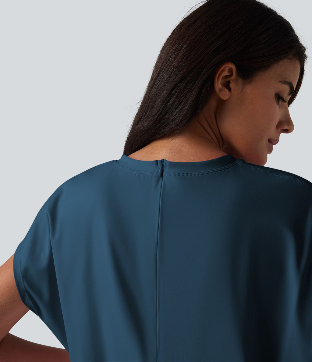 Robe de sport mini de yoga SoftlyZero™ Airy 2-en-1 effet frais InstantCool col rond à manches courtes, demi-zip et poches, accès facile Easy Peasy