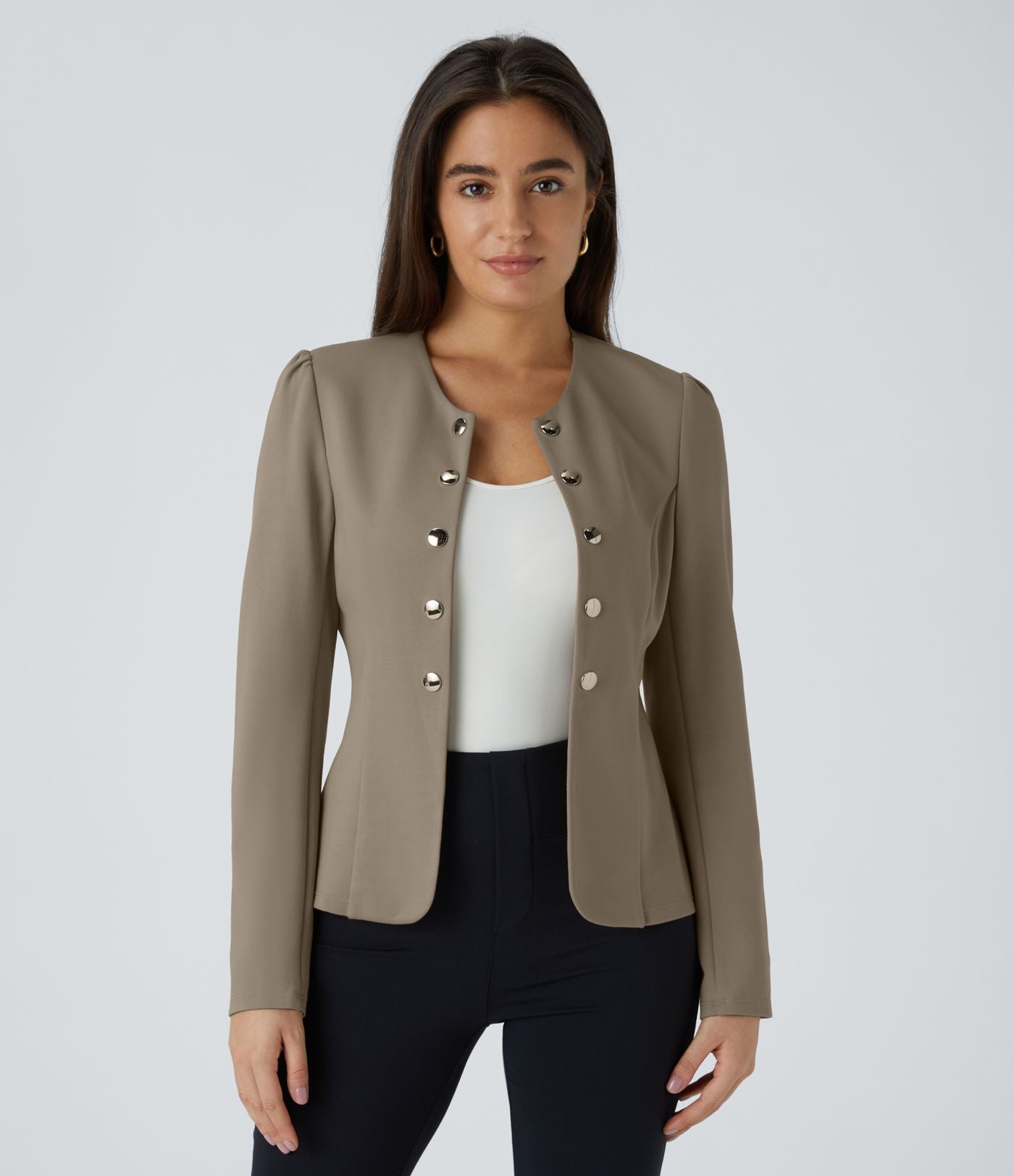 Blazer tailleur ajusté à col rond, manches longues avec boutons décoratifs