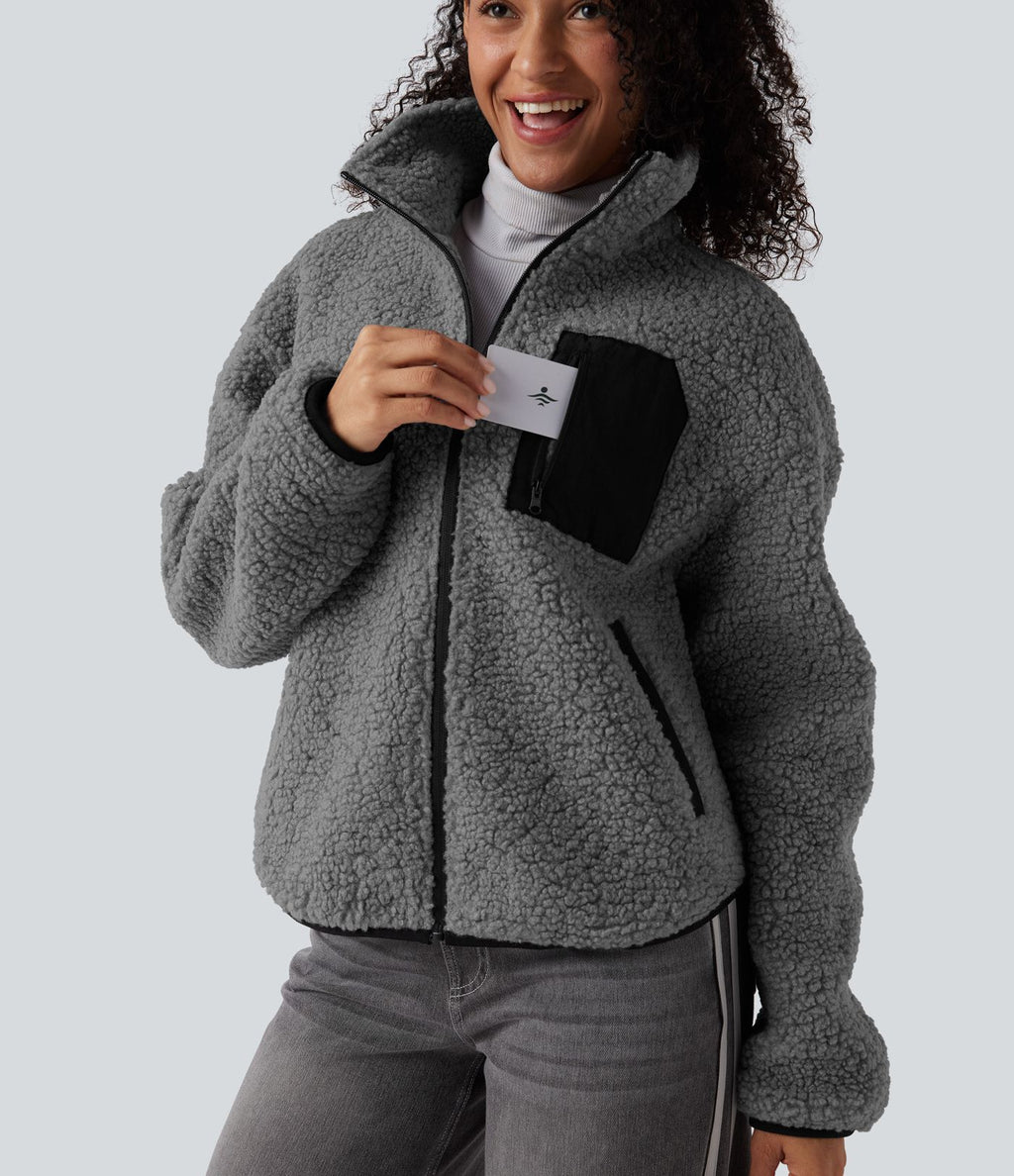 Veste sherpa col roulé manches longues avec poches