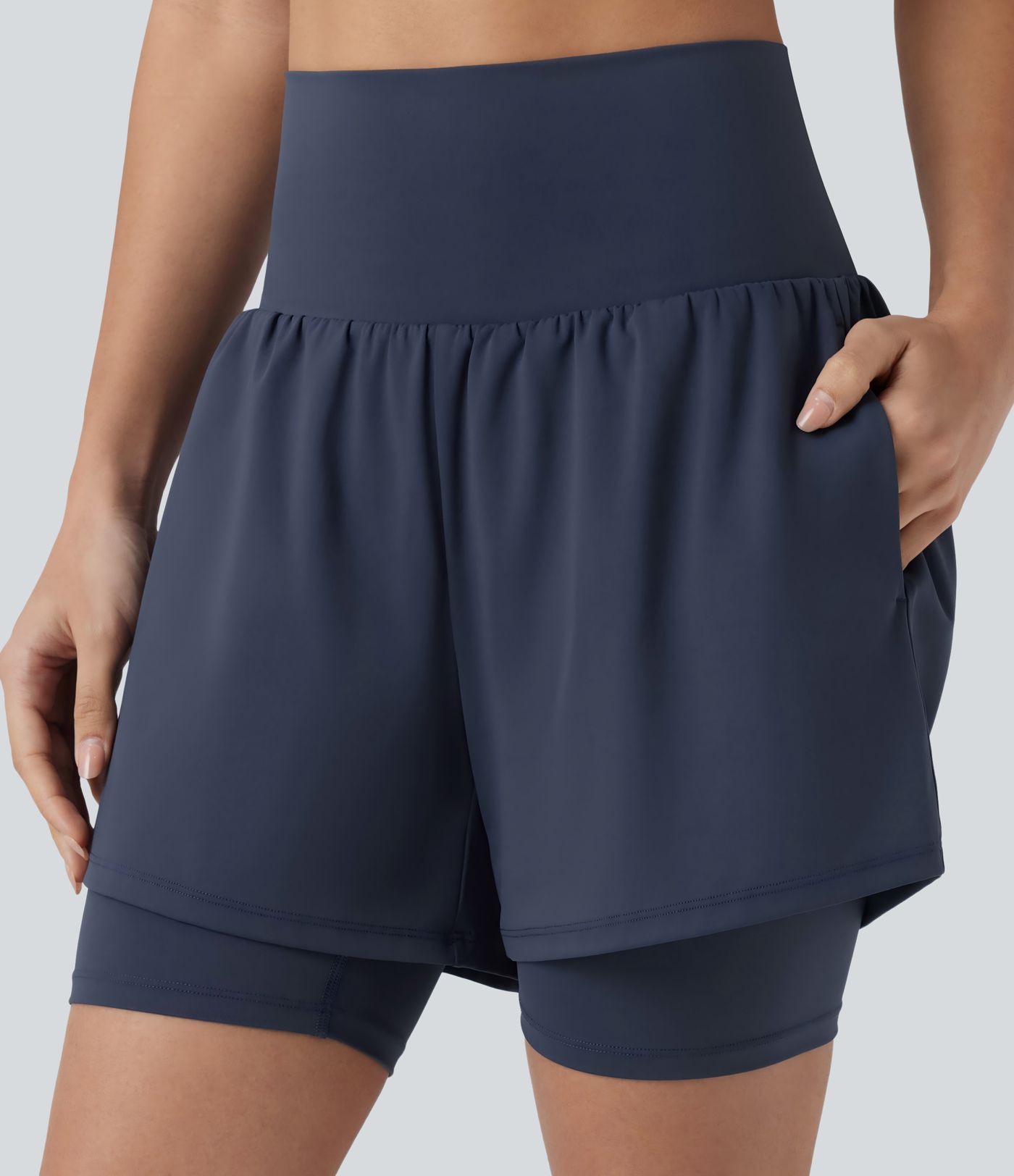 Short de yoga 2-en-1 grande taille à taille très haute en SoftlyZero™ Airy à effet frais InstantCool 17,5 cm avec poches
