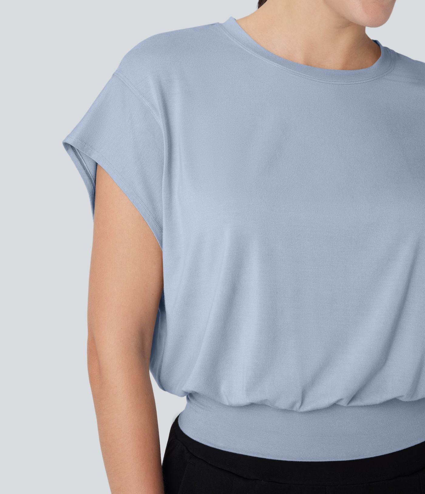 T-shirt de travail à col rond et manches chauve-souris courtes