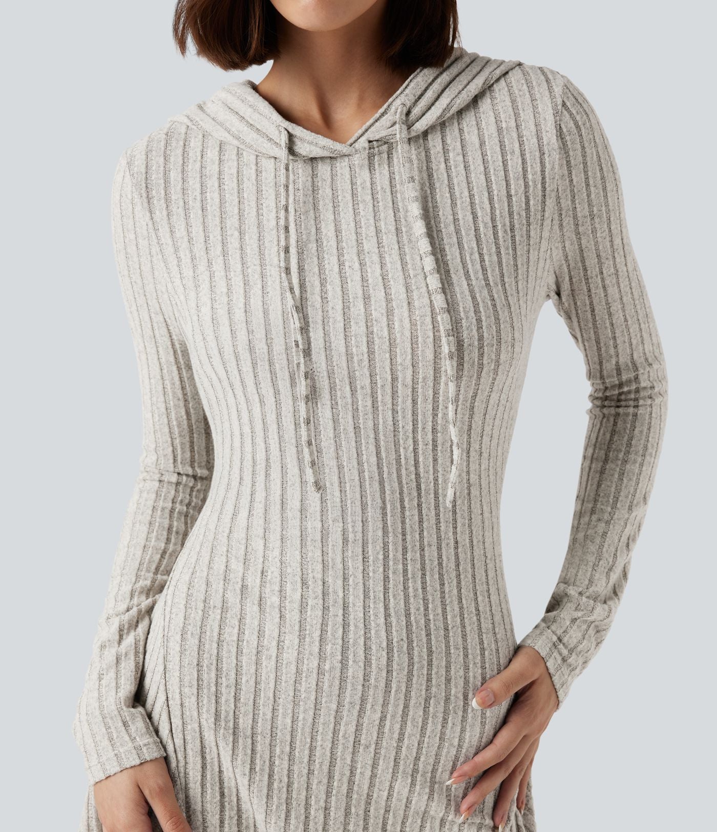 Robe décontractée mini à capuche maille côtelée manches longues avec cordon de serrage