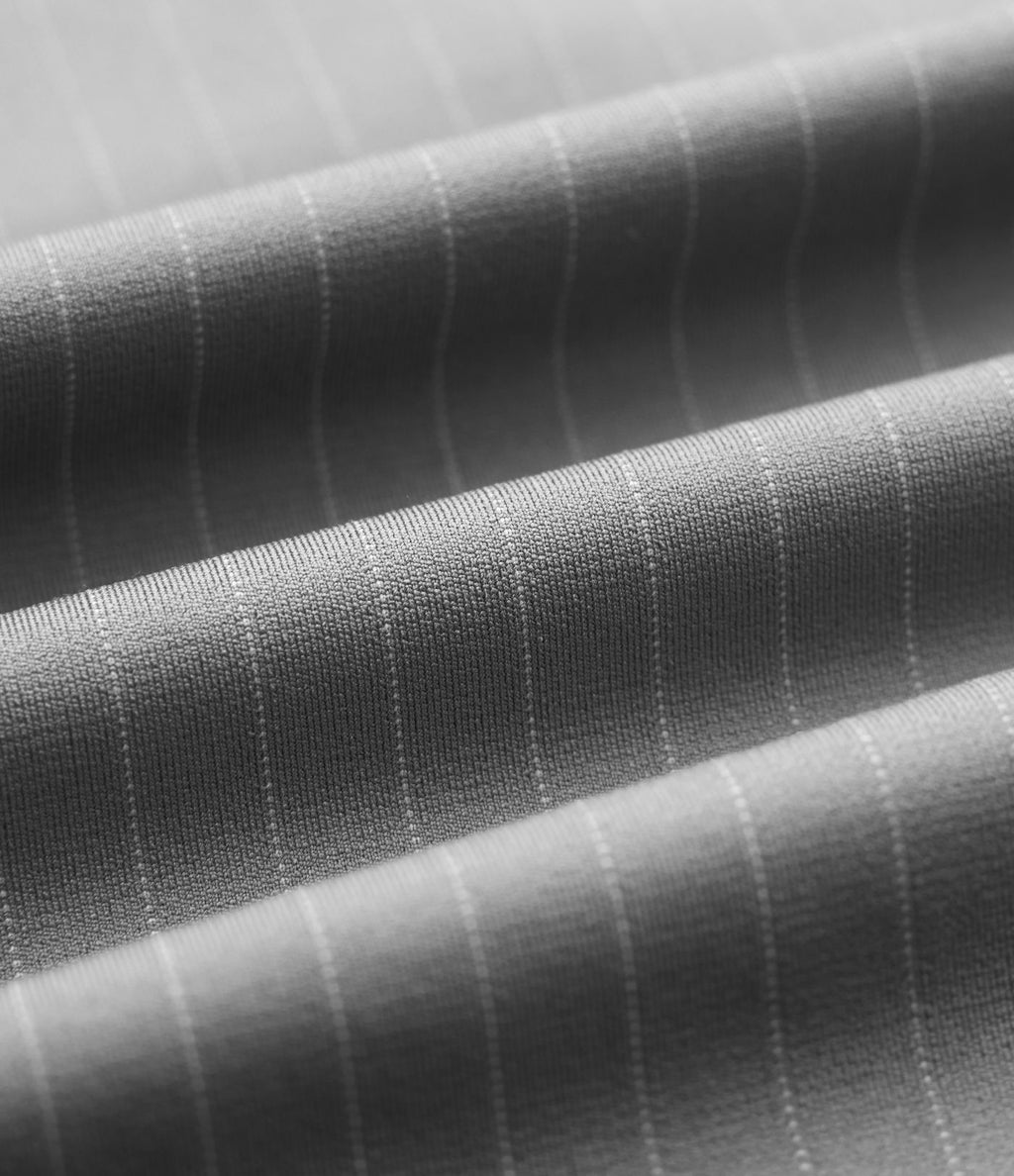 Pantalon tailleur large taille haute à rayures avec poches
