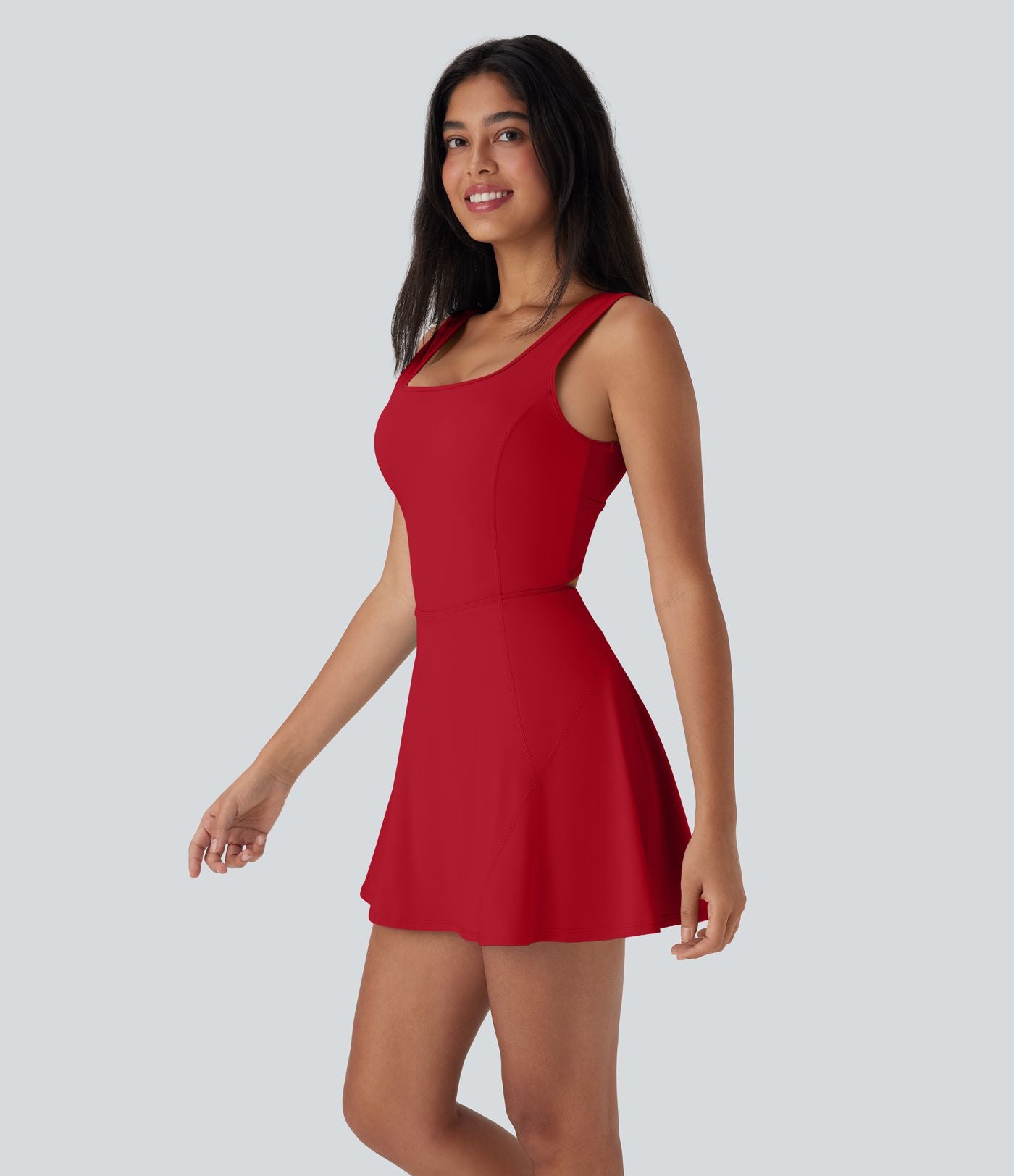 Robe SoftlyZero™ Airy de danse mini 2-en-1 dos nu, col U, bretelles croisées, poches latérales et effet frais InstantCool, accès facile Easy Peasy